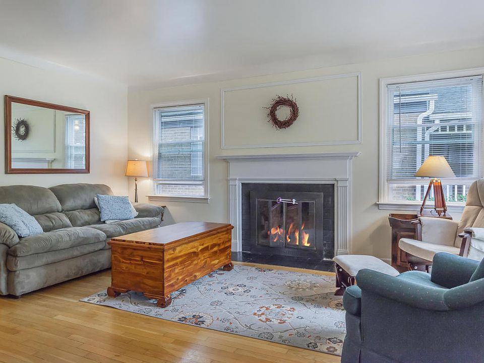 1st image of 1516 Philadelphia Ave SE