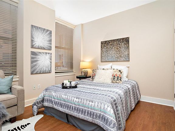 5th image of 314 N Broadway Ave Unit 506