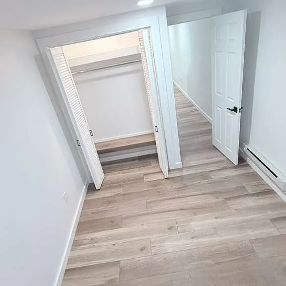 5956 Hasbrook Ave #B — Photo 3