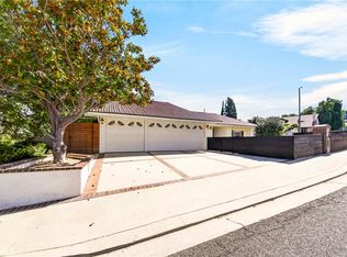 26582 Academy Dr, Palos Verdes Estates, CA 90274