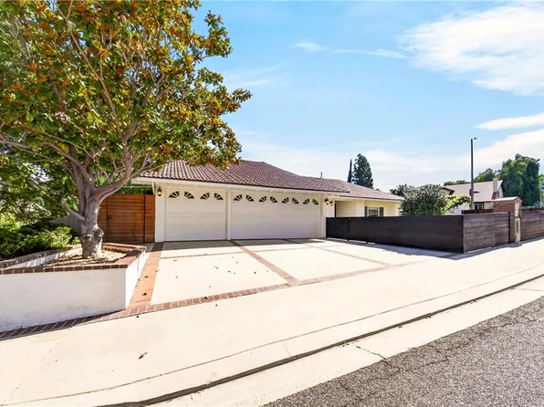 26582 Academy Dr, Palos Verdes Estates, CA 90274
