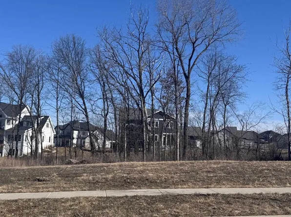 L325 Interlachen Avenue #325, Oregon, WI 53575