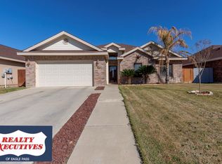 209 Alazan Dr, Eagle Pass, TX 78852