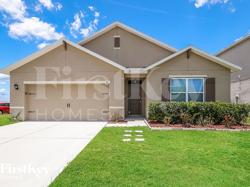 1st image of 211 Bella Dr