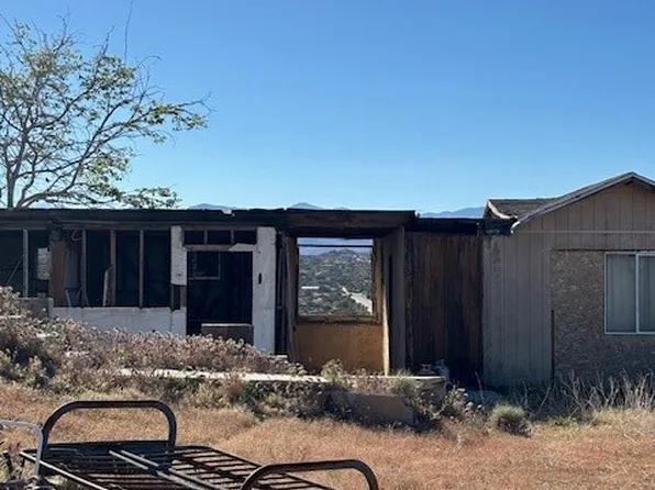 5437 Davis Way, Yucca Valley, CA 92284