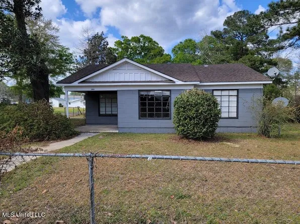 200 Gum Ave #1, Richton, MS 39476