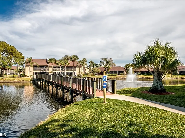 2580 Valparaiso Blvd — Photo 45