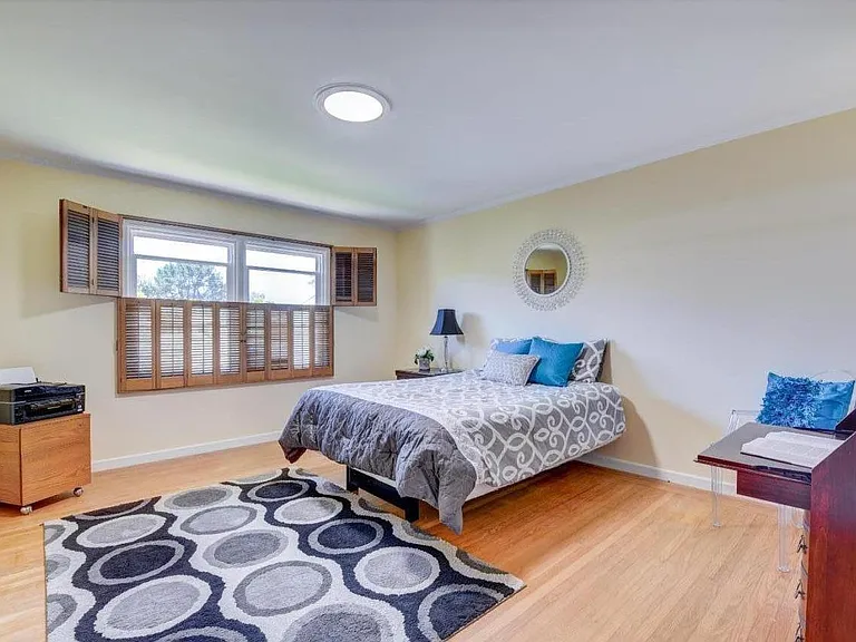 2nd floor northwest bed room #2 fits 2 kings