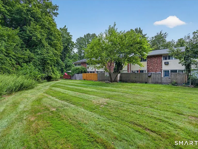 1141 Waterbury Rd — Photo 31