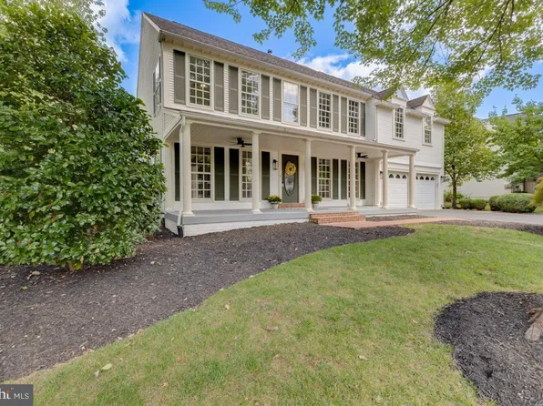 9440 Flowerden Ln, Manassas, VA 20110