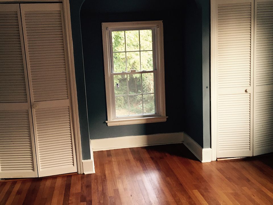 Bedroom #1