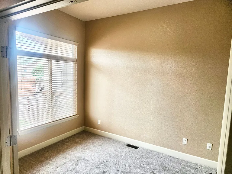 7027 Davey Crocket Ct — Photo 10