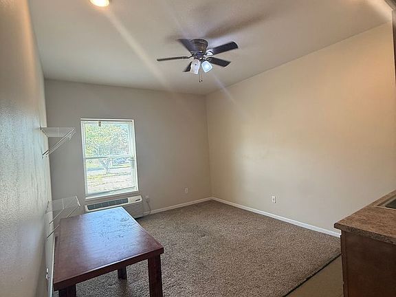2nd image of 303 N Oak St #11