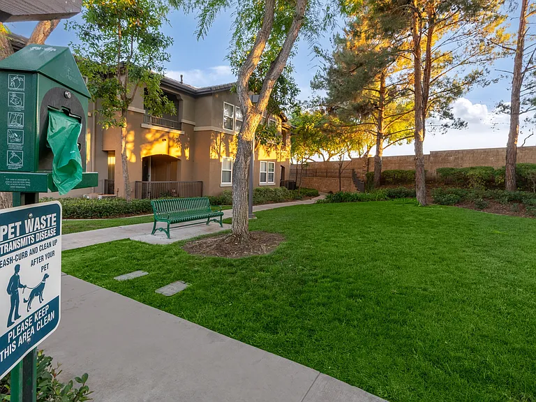 Sonoma at Mapleton Apartments — Photo 25