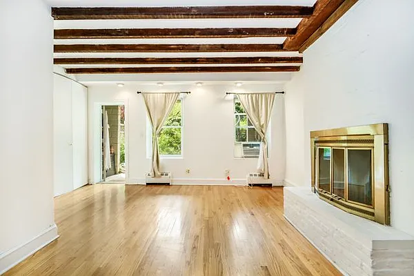 Rented by Compass | media 13