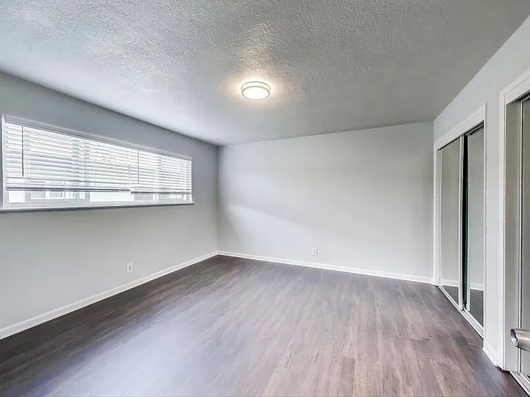 256 La Pala Drive — Photo 11