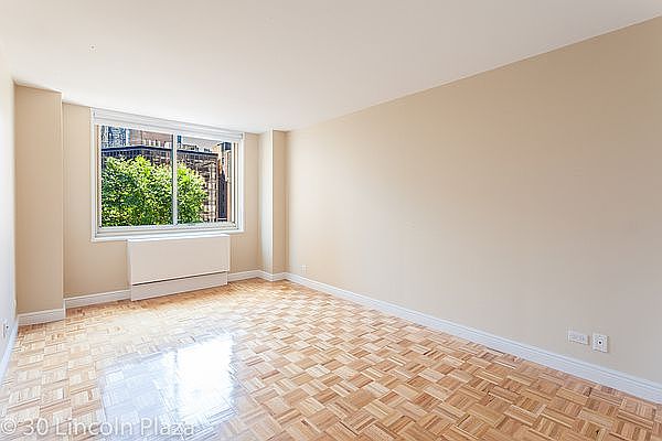 1st image of 30 W 63rd St APT 10E