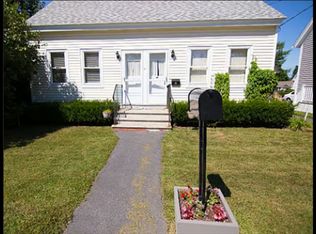 21 Holmes St #1, Rockland, ME 04841