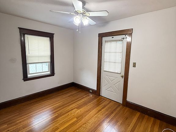 4th image of 47 Town Hill St #2