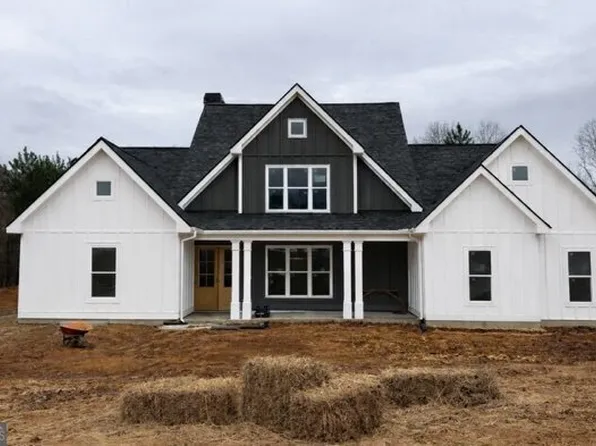 6860 Heardsville Rd, Cumming, GA 30028