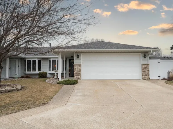 701 W Veterans Memorial Hwy, Kasson, MN 55944