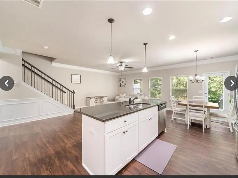 1427 Haynescrest Ct — Photo 6