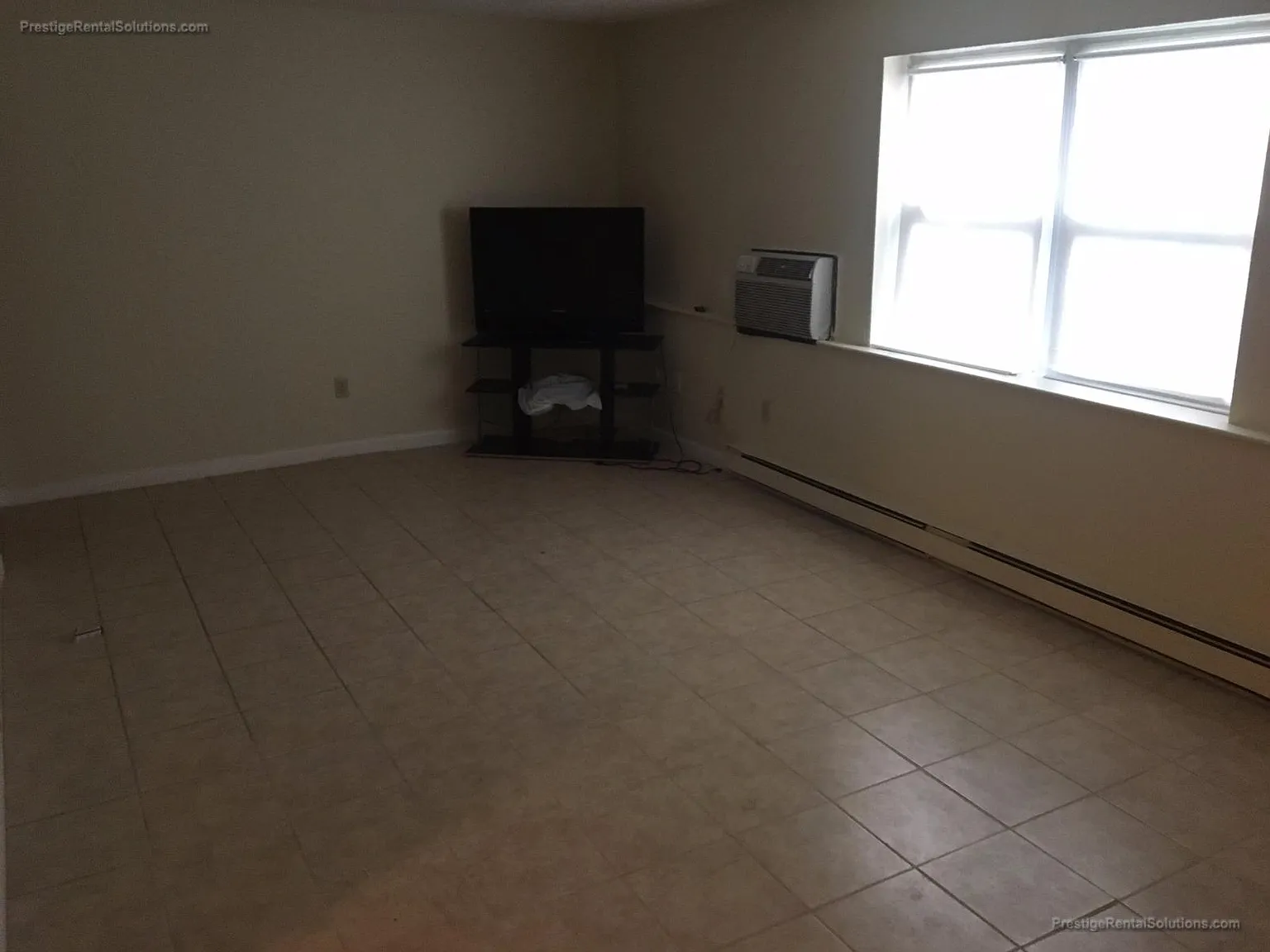 2 bed, 1.0 bath, 995 sqft, $1,875 — Photo 4