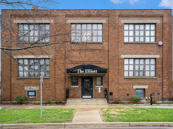 633 Elliott Ave APT 7, Grand Haven, MI 49417