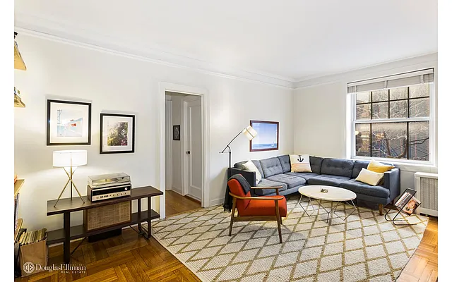 Sold by Douglas Elliman | media 10