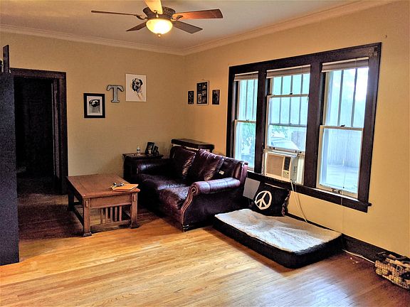 3rd image of 517 Ashland Ave
