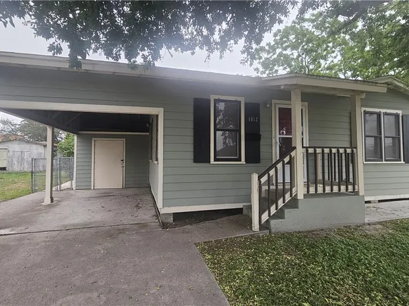 1012 Memorial Pkwy, Portland, TX 78374