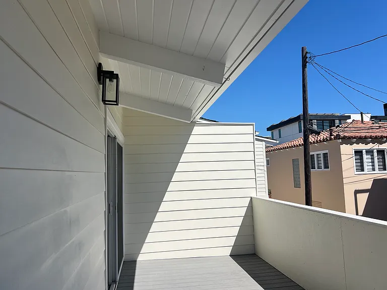 5620 E Ocean Blvd — Photo 9