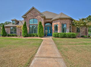 1301 S Choctaw Rd, Luther, OK 73054