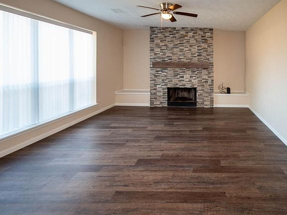 3rd image of 17414 Big Oaks Grv