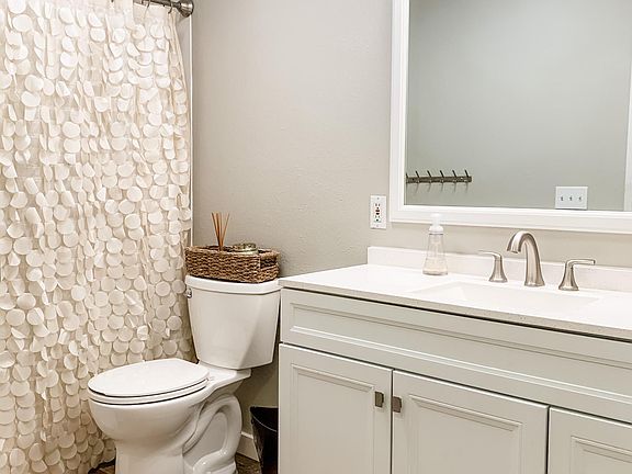 Bathroom (w/ bathtub). Fully remodeled in 2019