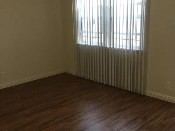 10319 S Normandie Ave #10319, Los Angeles, CA 90044