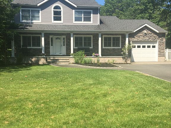 3rd image of 14 Williams St