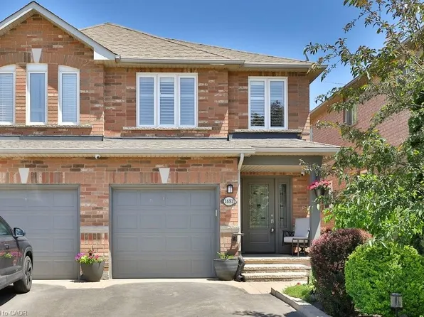 1681 Creek Way, Burlington, ON L7L 6R5