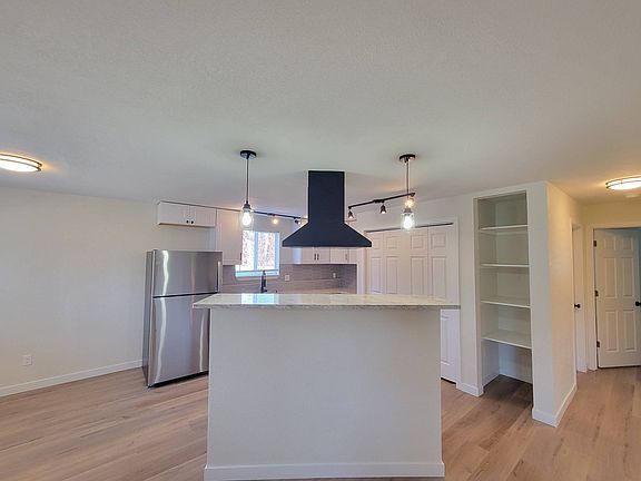 5th image of 1109 S Olympia Pl #A
