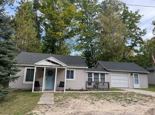 316 Cleveland St, Roscommon, MI 48653