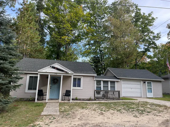 316 Cleveland St, Roscommon, MI 48653