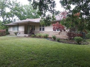 6545 Scenic Dr, Kansas City, MO 64133