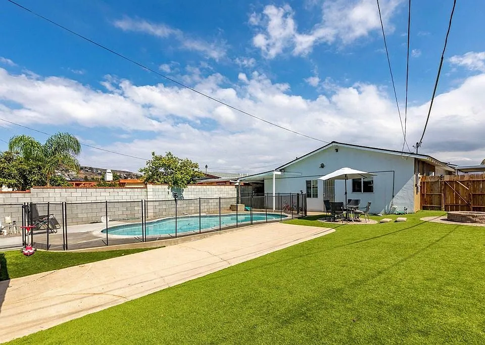 532 Paraiso Ave