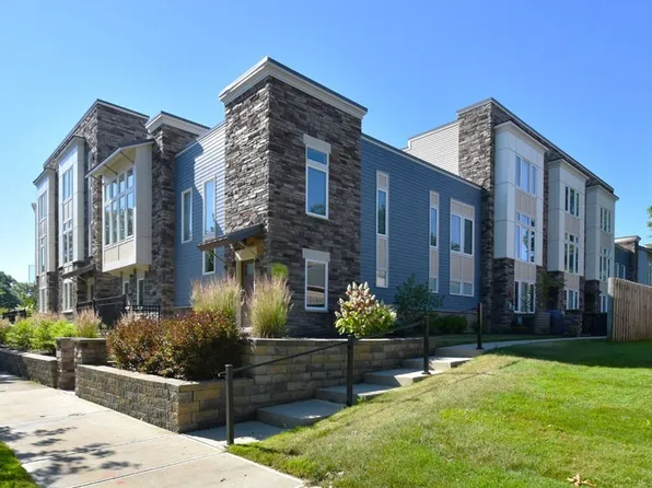 3198 Van Aken Blvd, Shaker Heights, OH 44120