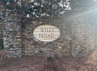 1326 W Briar Lake Dr, Starkville, MS 39759