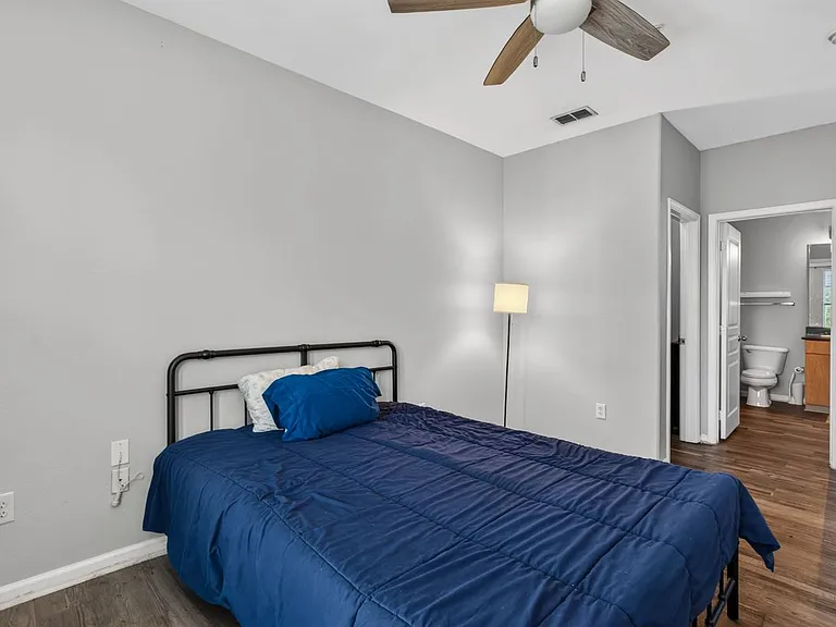 8290 Gate Pkwy #217 — Photo 10