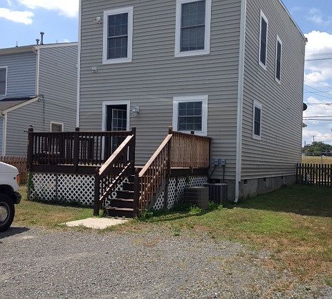 3rd image of 1736 W Leigh St