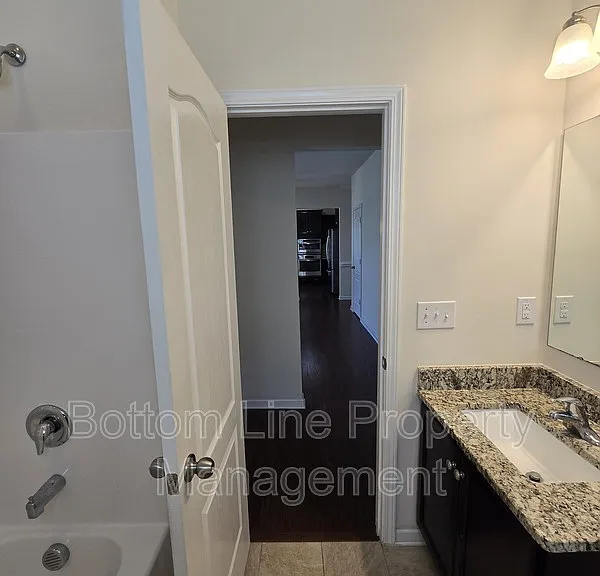 10708 Sky Chase Ave NW — Photo 27