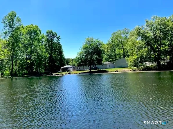 75 Union City Rd, Naugatuck, CT 06770