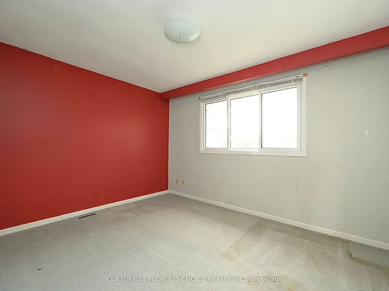 2132 Hixon St — Photo 13